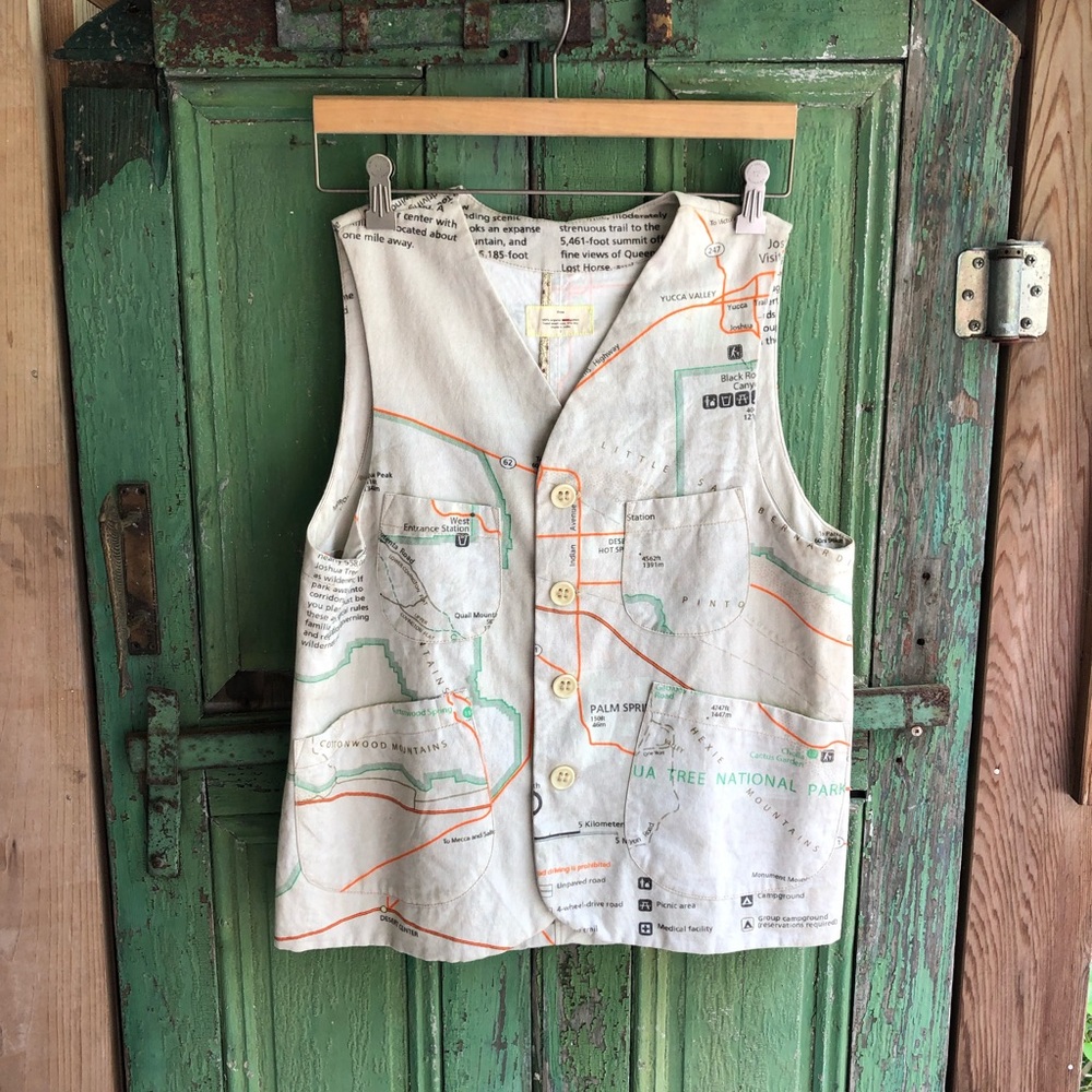 Dosa Trail Map Vest